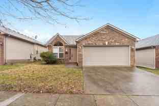 305 Spring Valley Ln - Photo 1 of 1