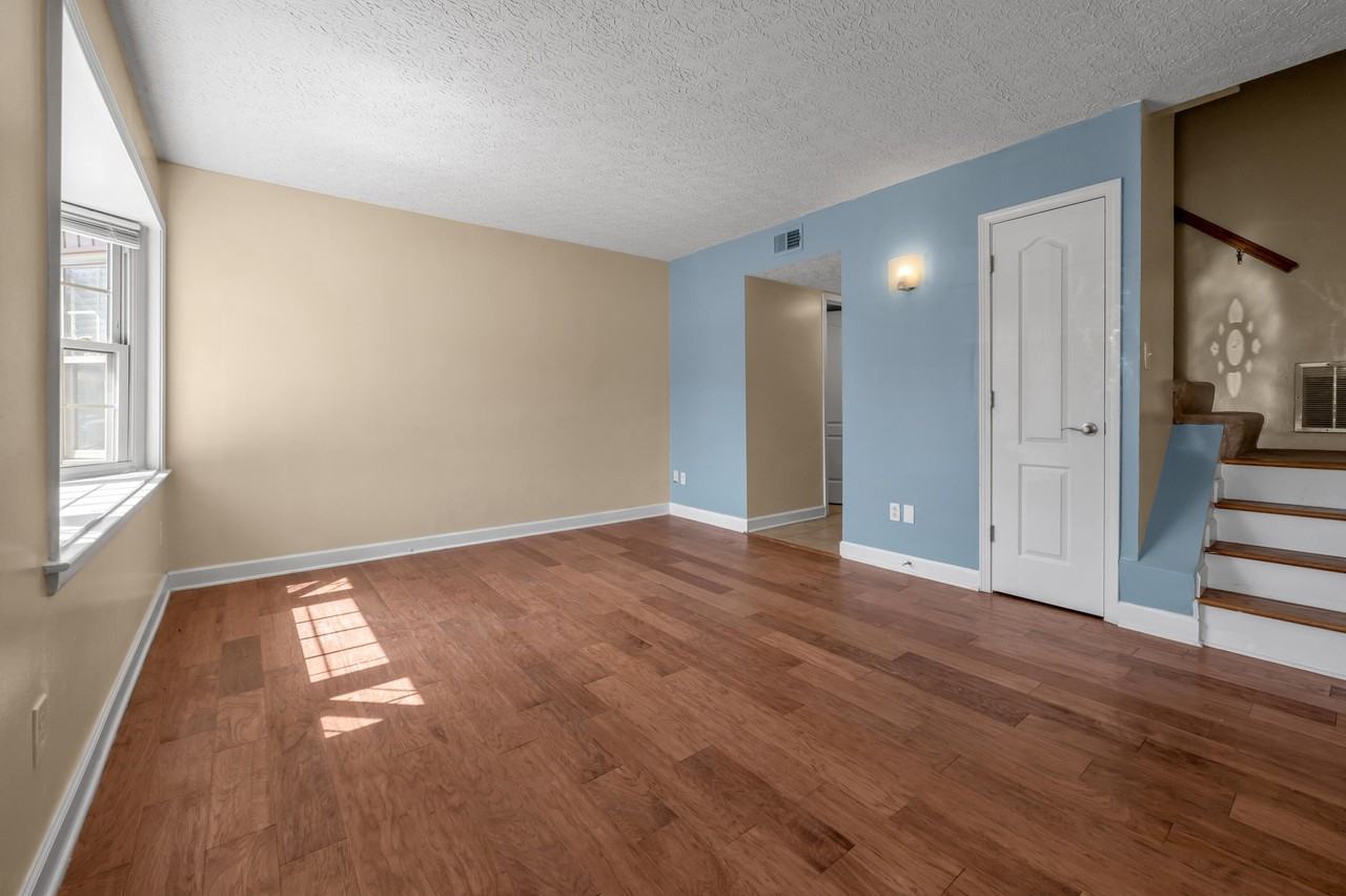 139 Regency Point Path - Photo 6 of 32