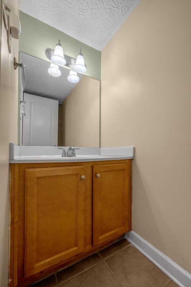 139 Regency Point Path - Photo 7 of 32