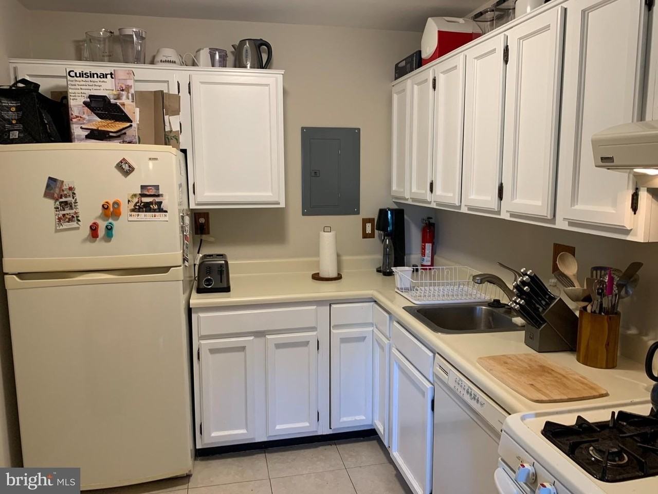 200 N Maple Ave - Photo 5 of 7
