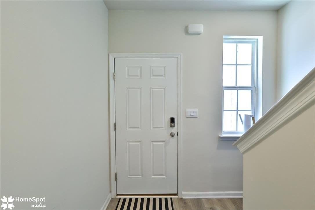 1224 Martin Rd - Photo 3 of 26