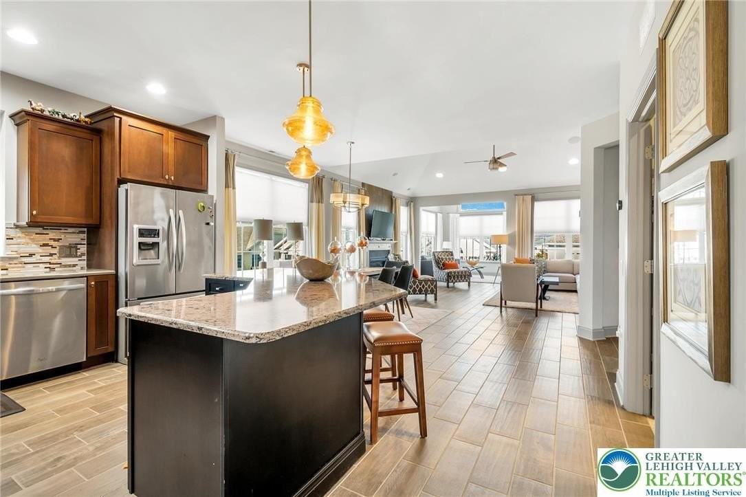 4612 Freedom Way - Photo 6 of 25