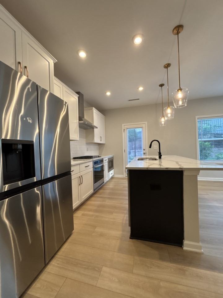 3400 Star View Dr #1 - Photo 2 of 44