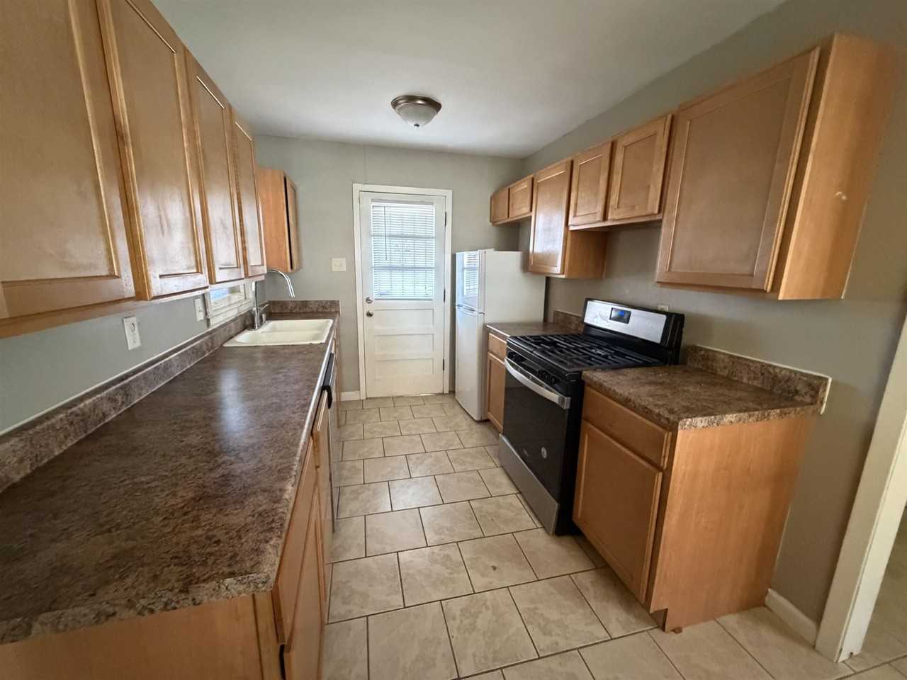 1789 Danville Rd - Photo 4 of 13