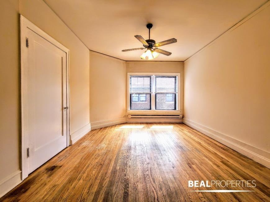 Oak Ave - Photo 3 of 10
