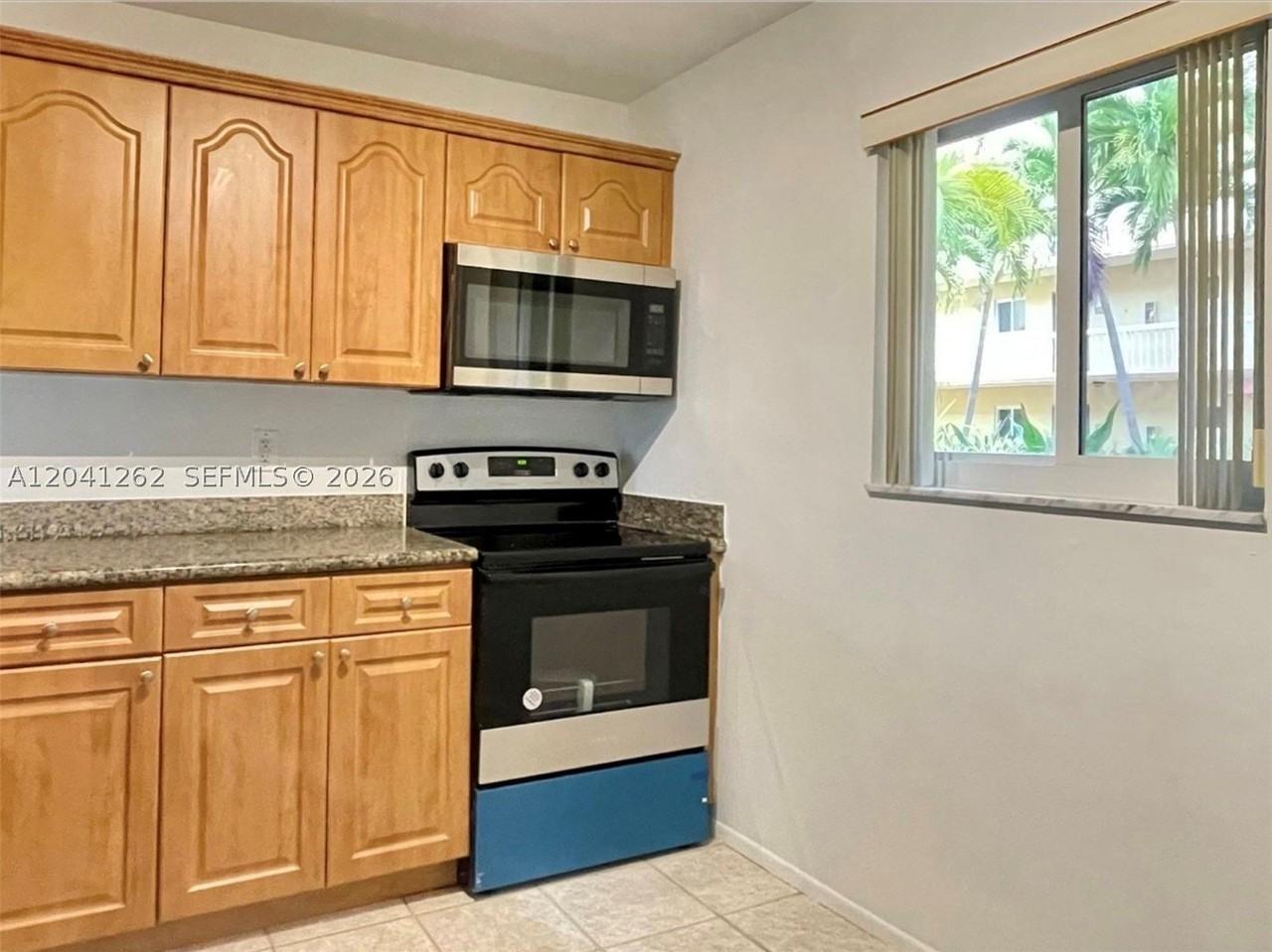 7730 Camino Real #F113 - Photo 4 of 17
