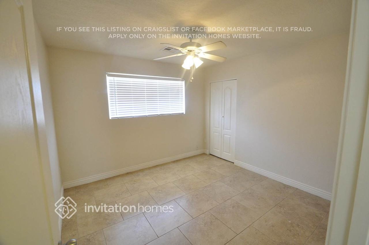 2247 W Cortez St - Photo 6 of 10