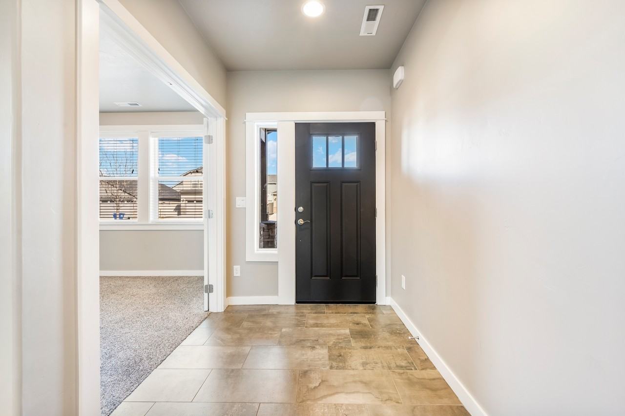 2631 E Red Garnet St #1 - Photo 2 of 28