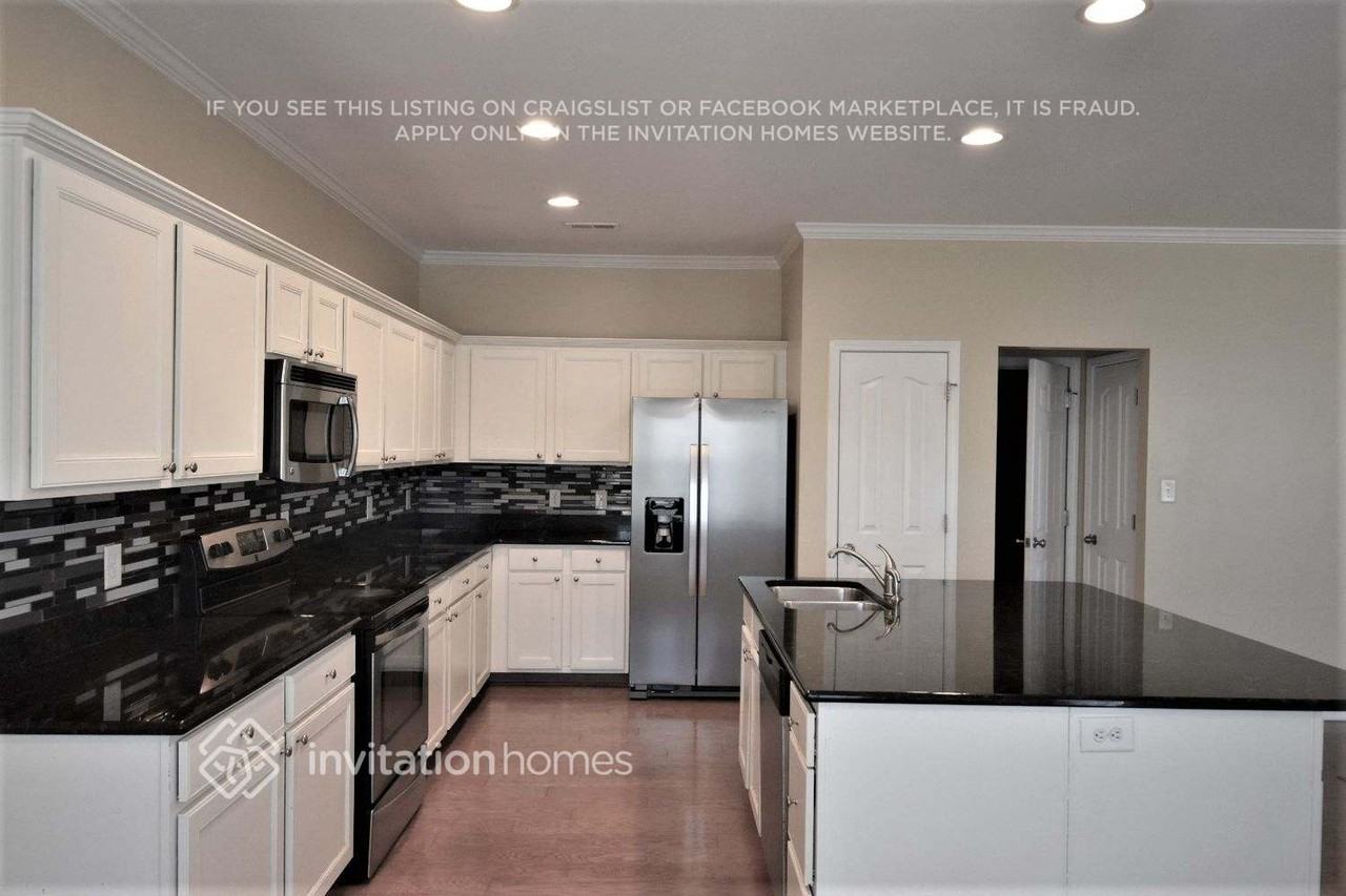 1267 Folkstone Ridge Ln - Photo 6 of 15