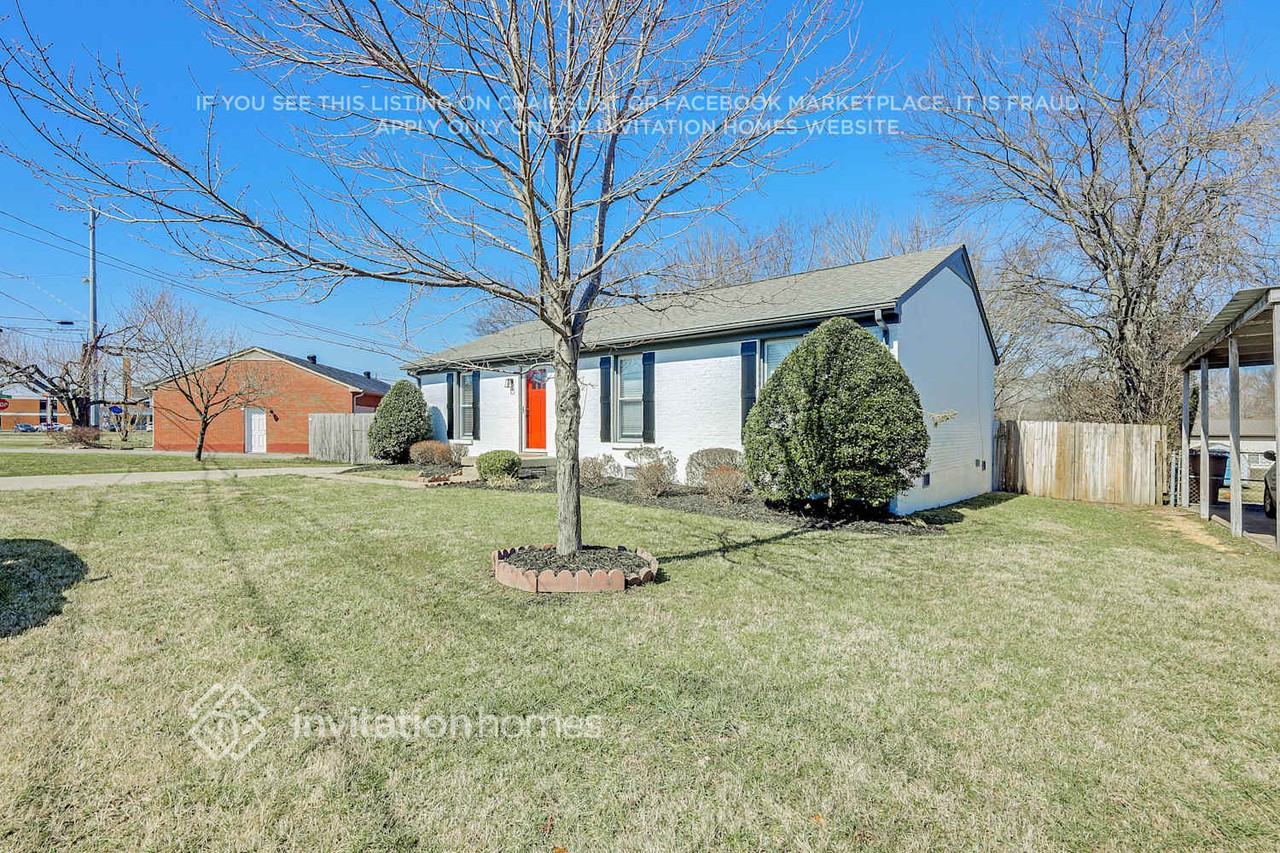 5104 Parishwood Ct - Photo 2 of 29