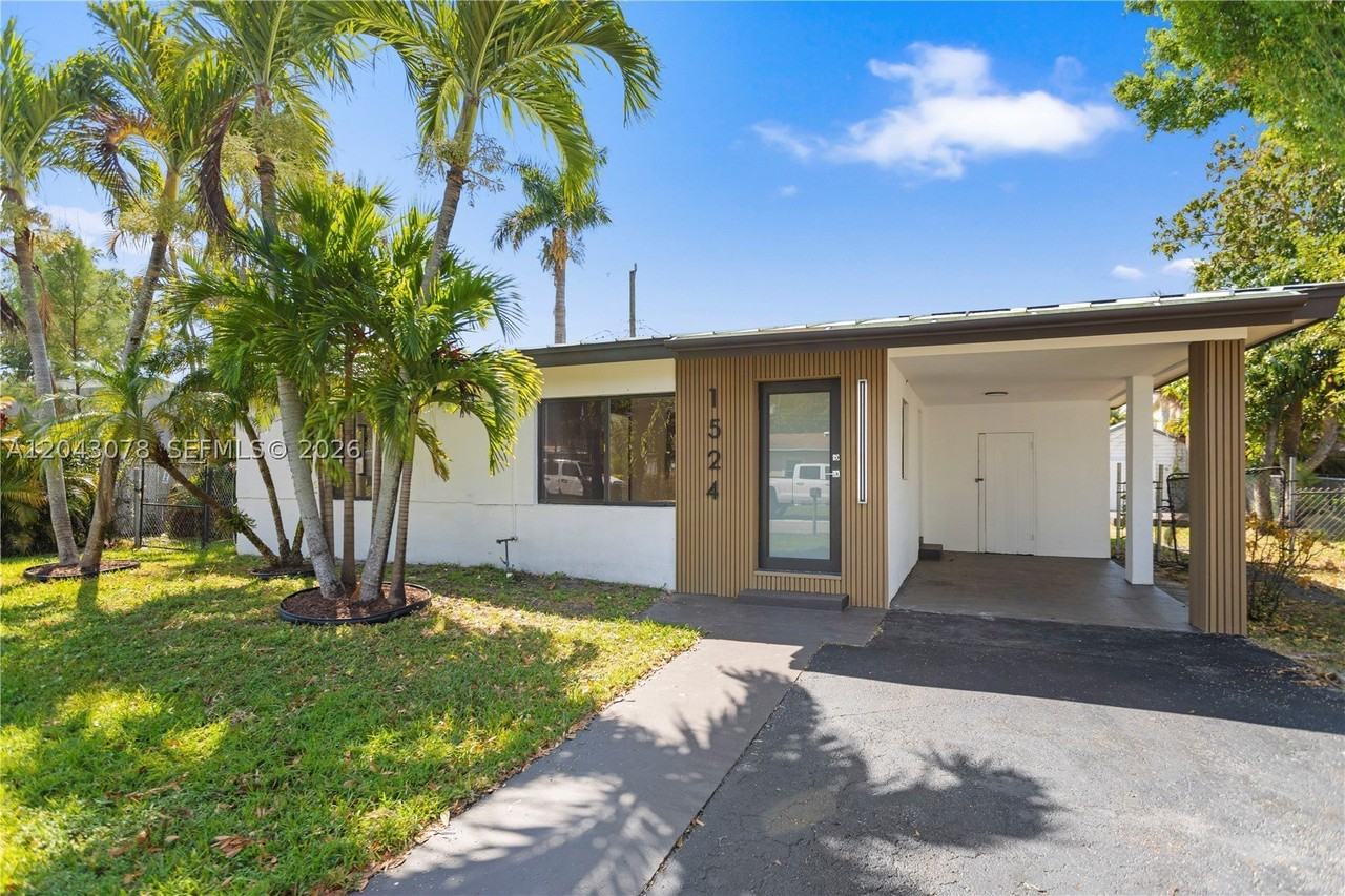 1524 Sw 32nd Ct - Photo 2 of 47