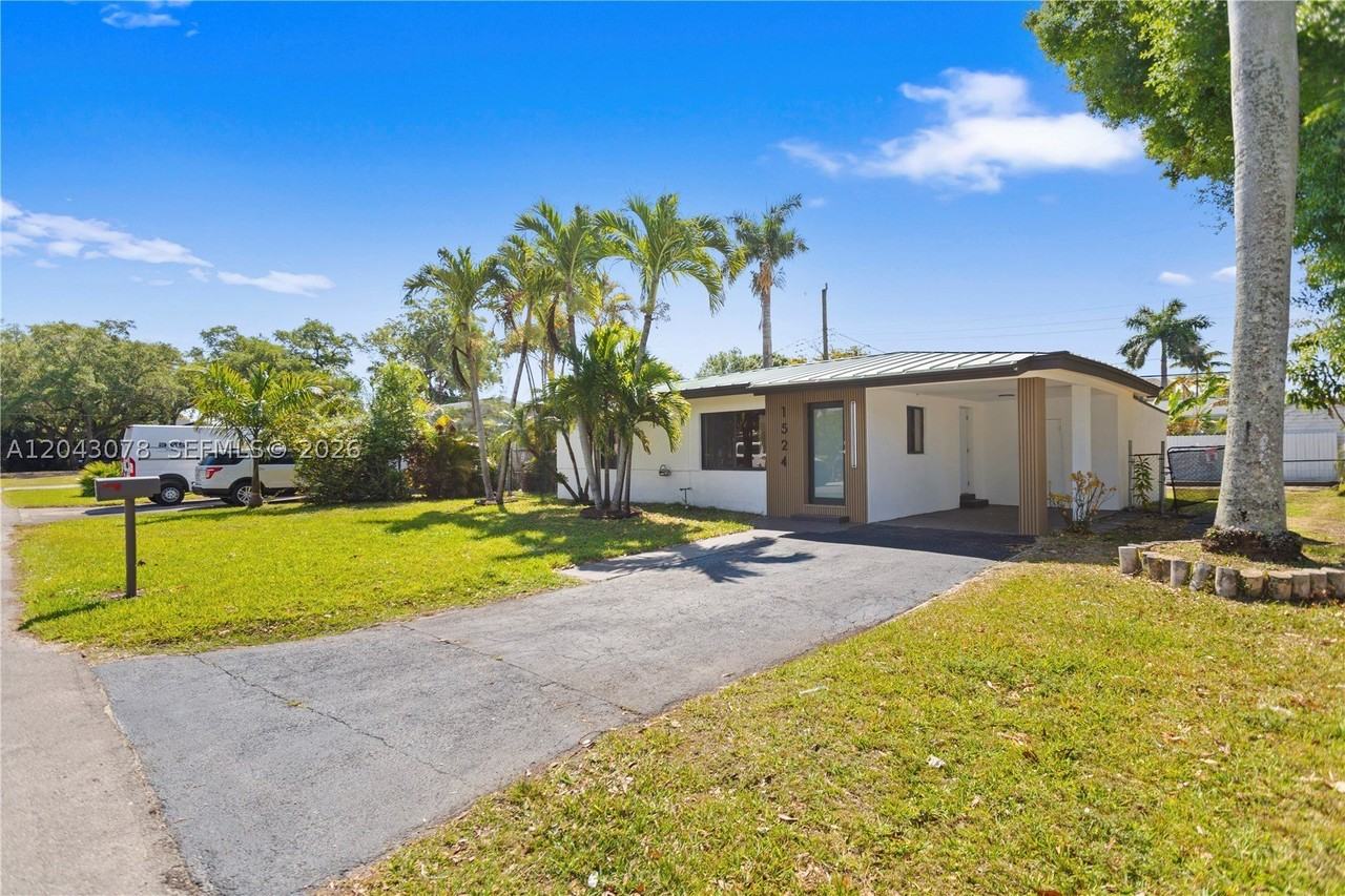 1524 Sw 32nd Ct - Photo 3 of 47
