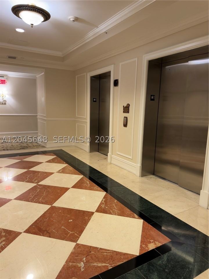 16100 Emerald Estates Dr #281 - Photo 4 of 39