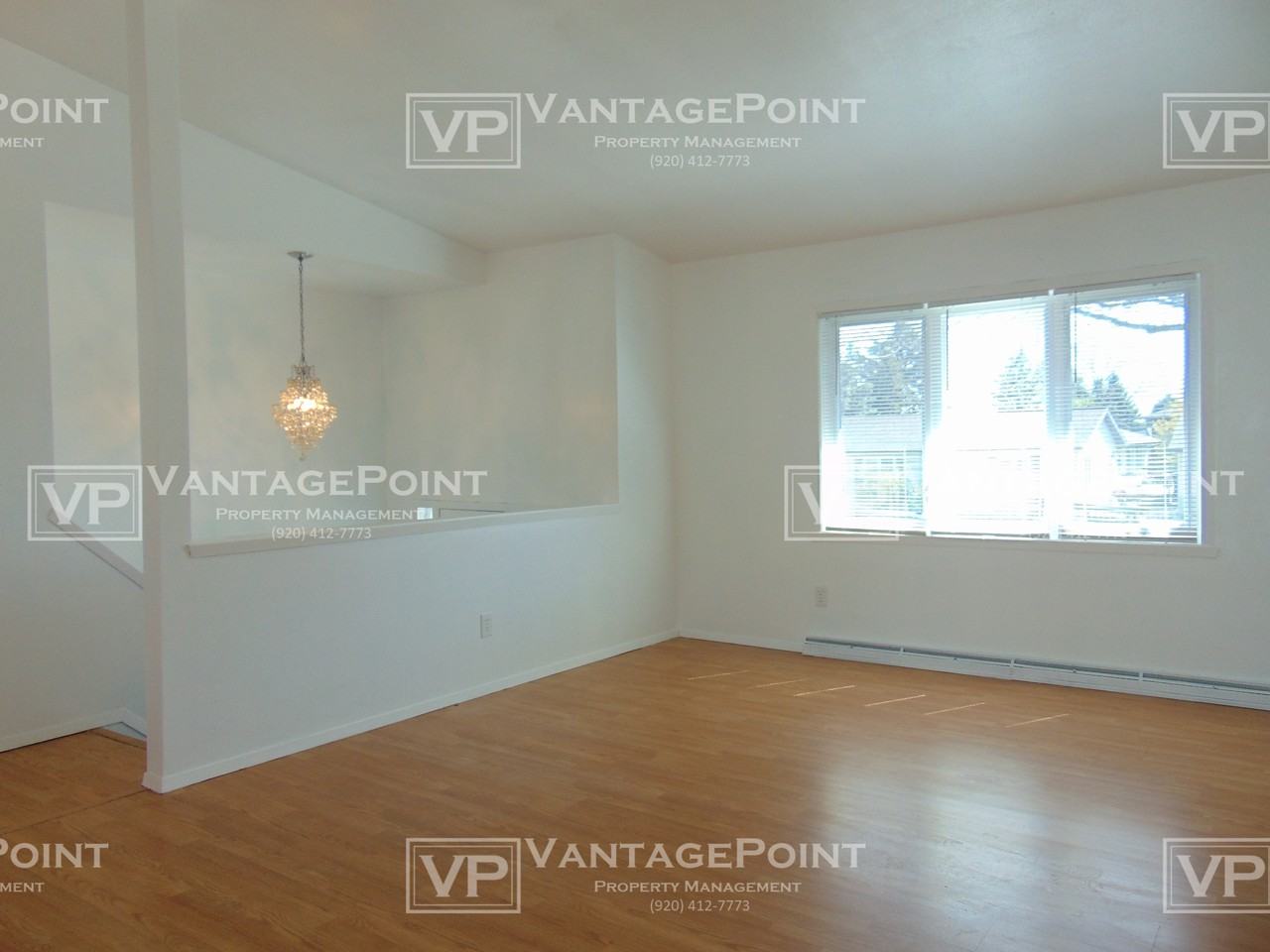 433 S Kensington Dr #1 - Photo 3 of 28