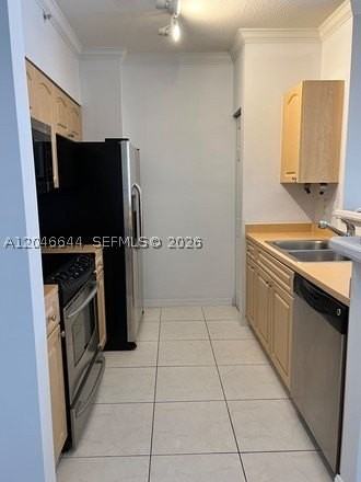 6841 Sw 44th St #204 - Photo 4 of 13