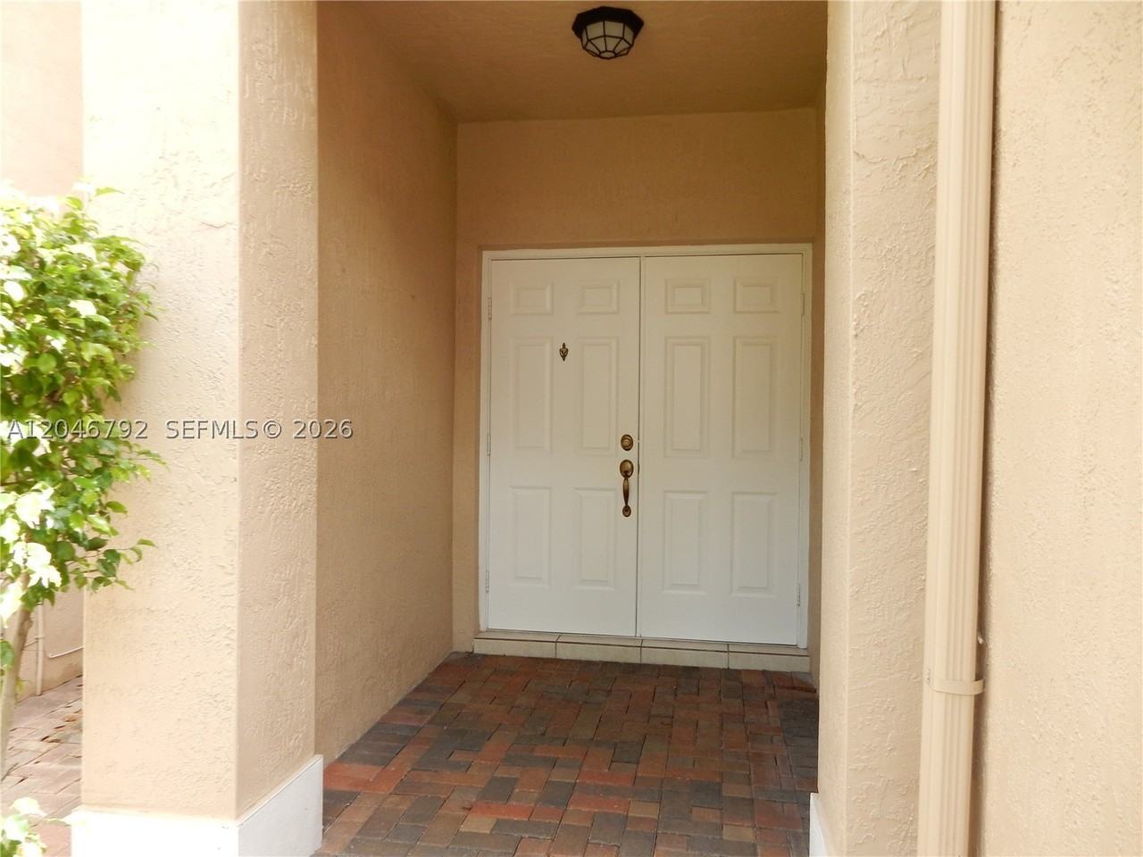 11221 Nw 73rd St #11221 - Photo 2 of 36