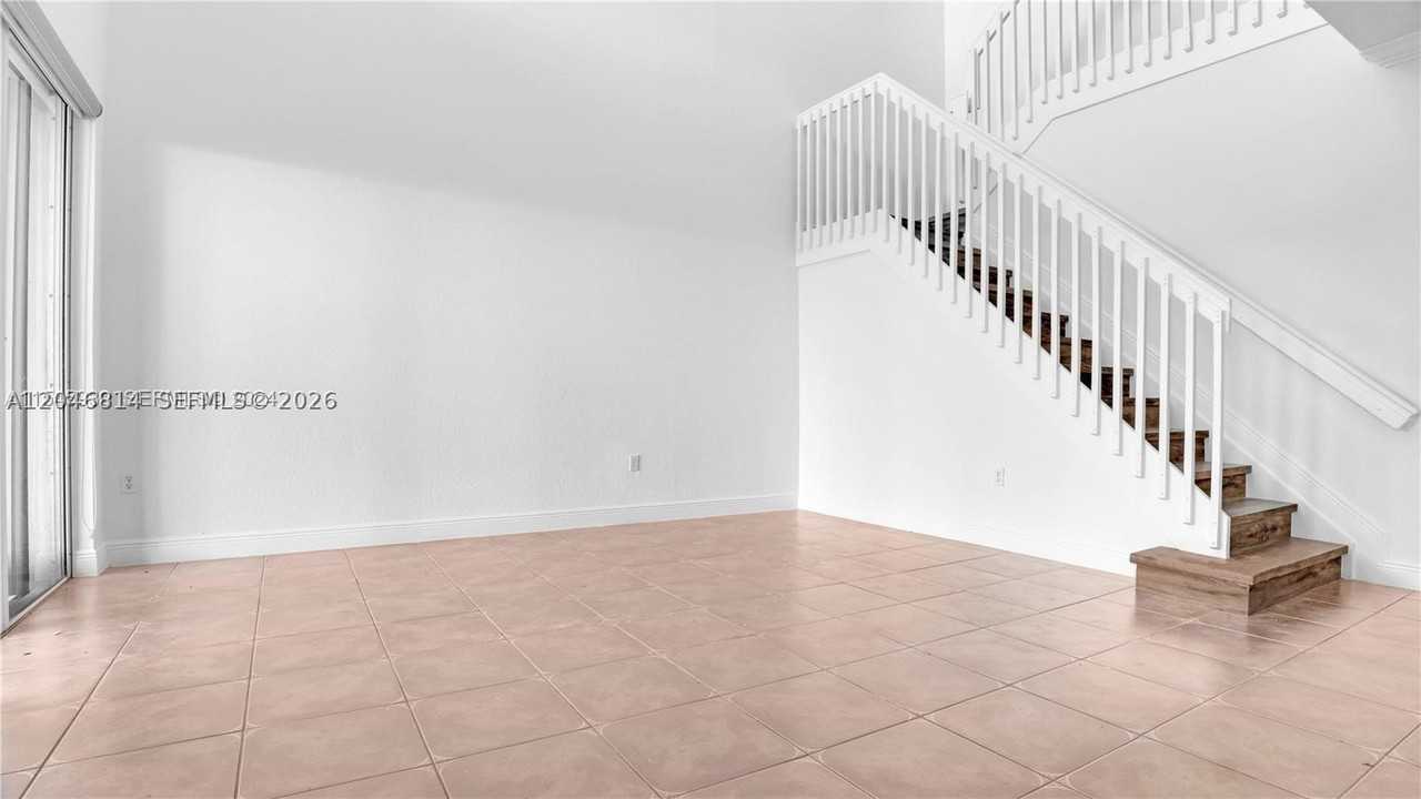 10863 Nw 85th St #0 - Photo 5 of 43