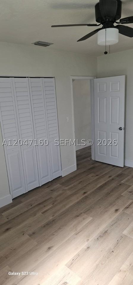 6010 Sw 33rd St - Photo 5 of 8