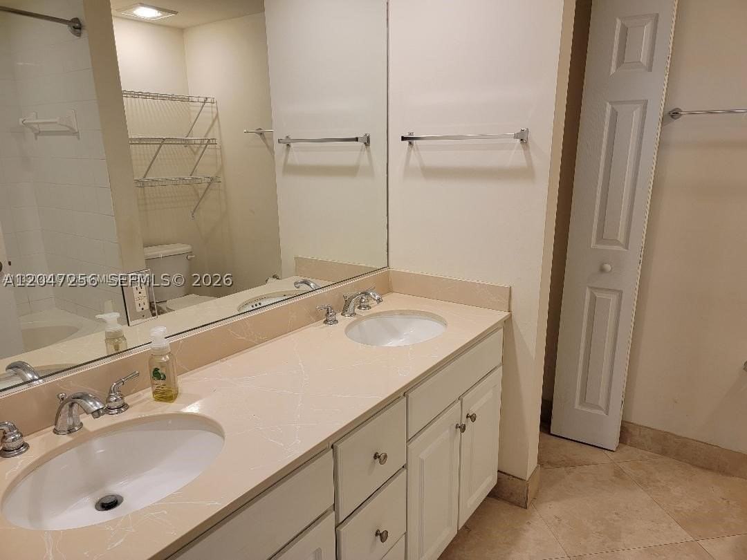 2000 N Bayshore Dr #707 - Photo 6 of 19