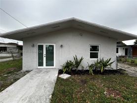 4429 Sw 21st St #FRONT - Photo 1 of 1