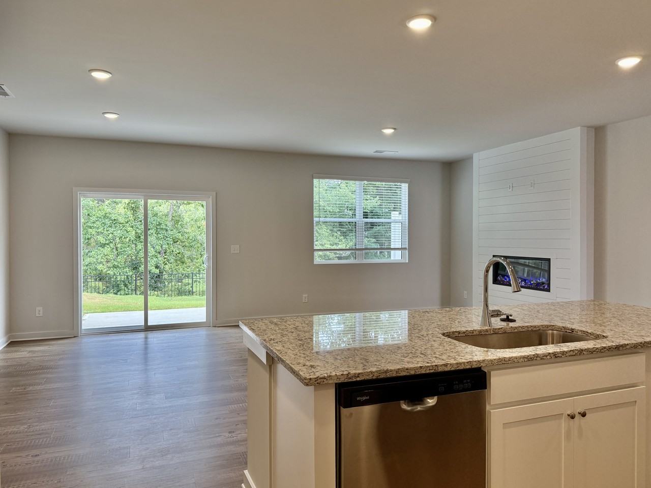 1004 Sutherland Ln #1 - Photo 6 of 23