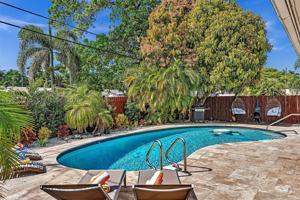 featured image of 4633 Sw 28th Ave
