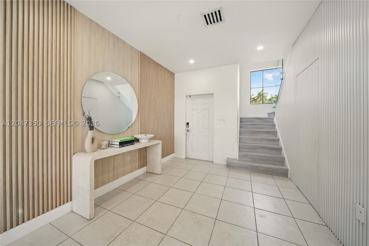 10269 Sw 231st Ln #0 - Photo 2 of 28