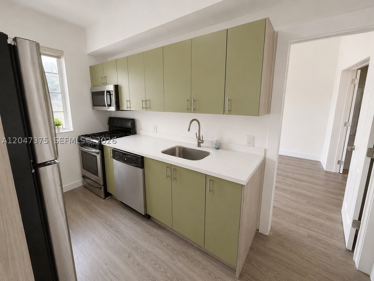 762 Lenox Ave #2 - Photo 7 of 29