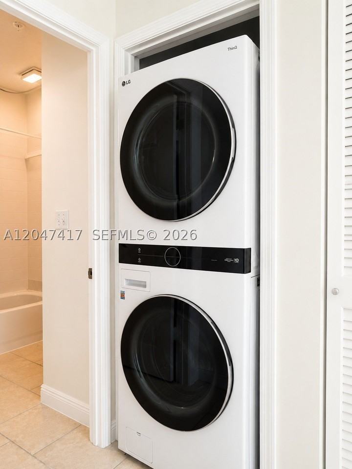 1203 Town Center Dr #314 - Photo 7 of 11