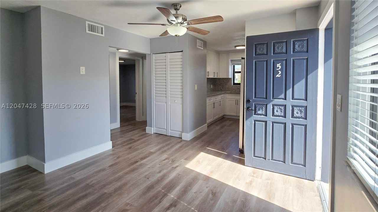 50 W 28th St #52 - Photo 5 of 14