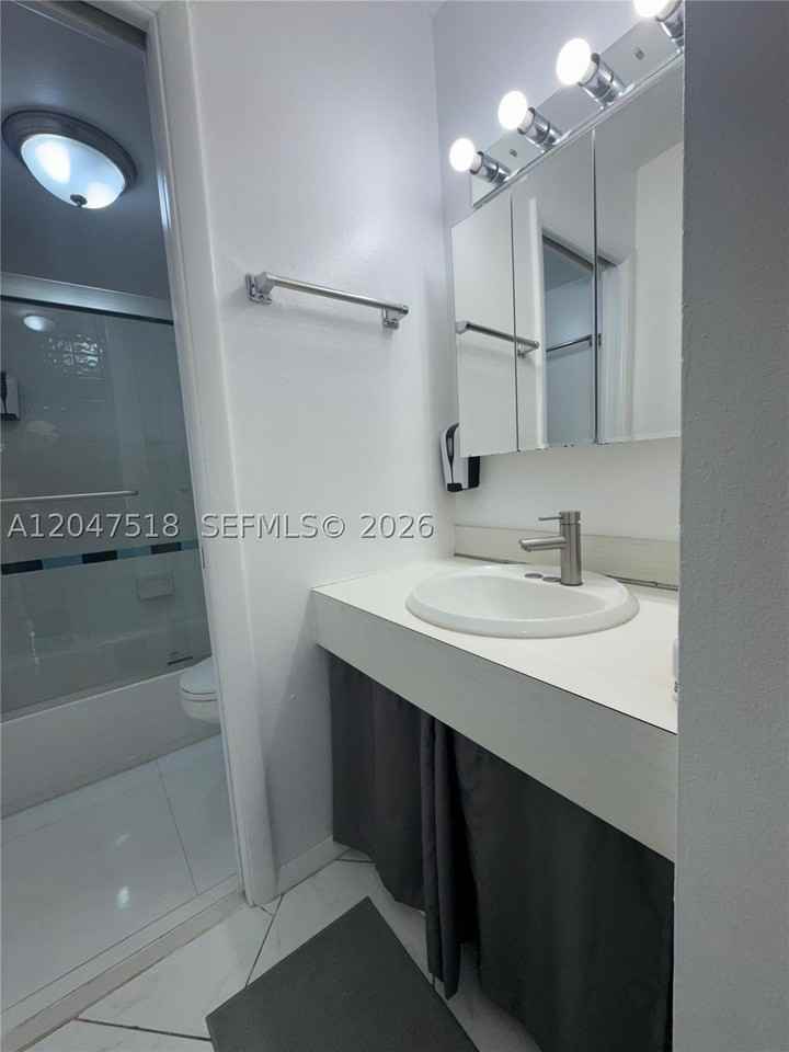 3642 Ne 171st St #203 - Photo 7 of 11