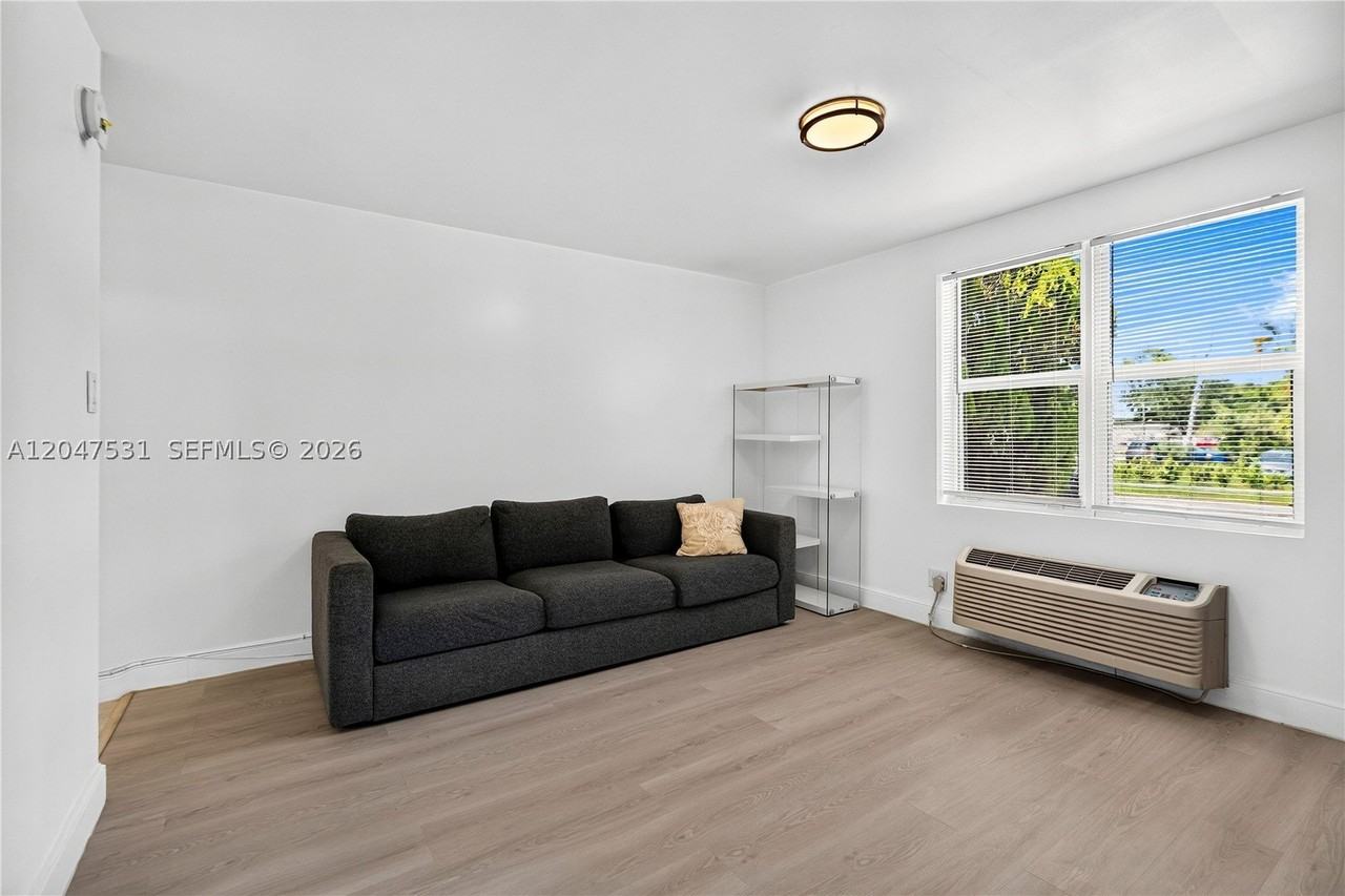 5800 Taylor St #1 - Photo 7 of 29