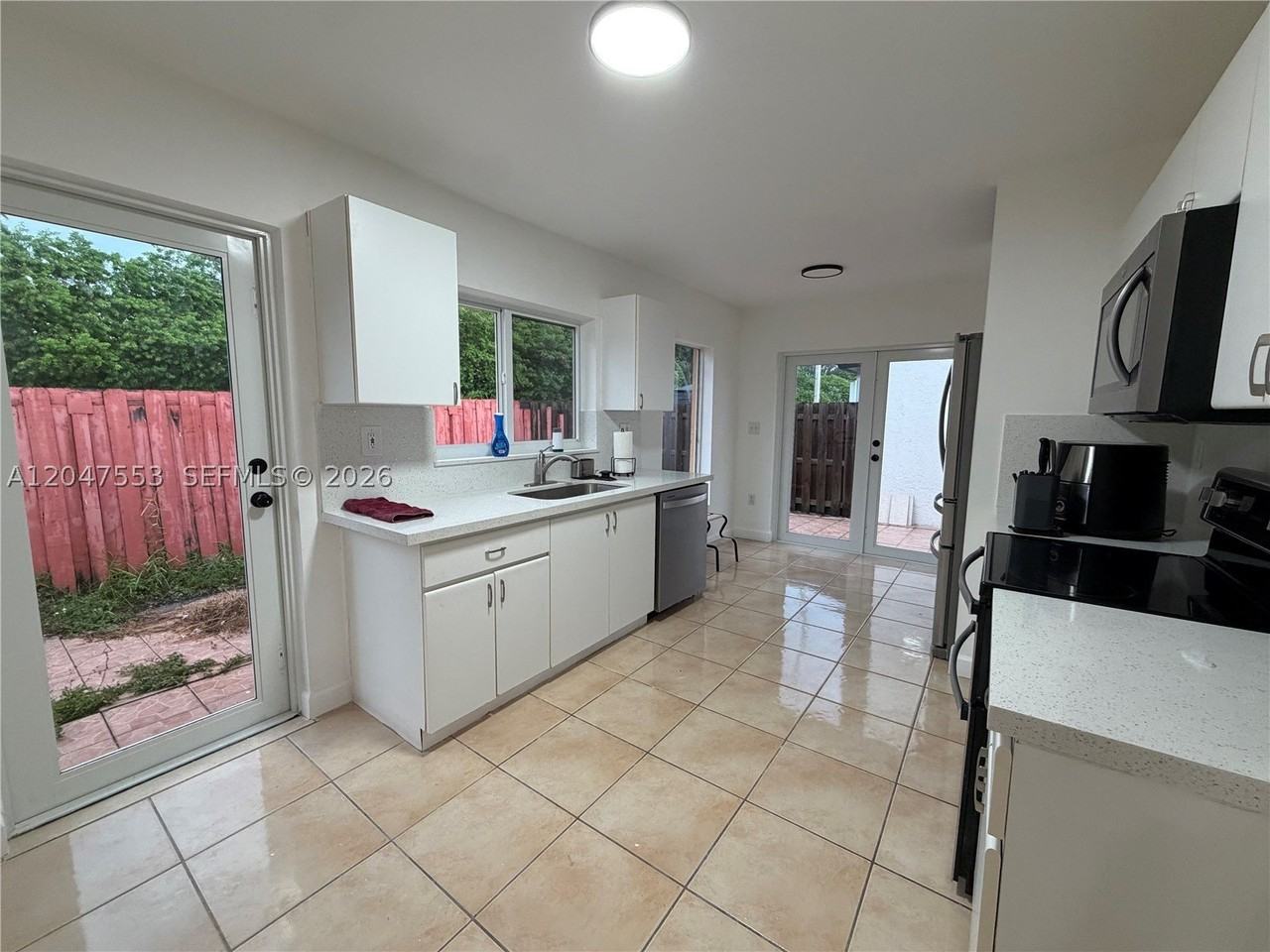 12993 Nw 11th Ter #12993 - Photo 4 of 20