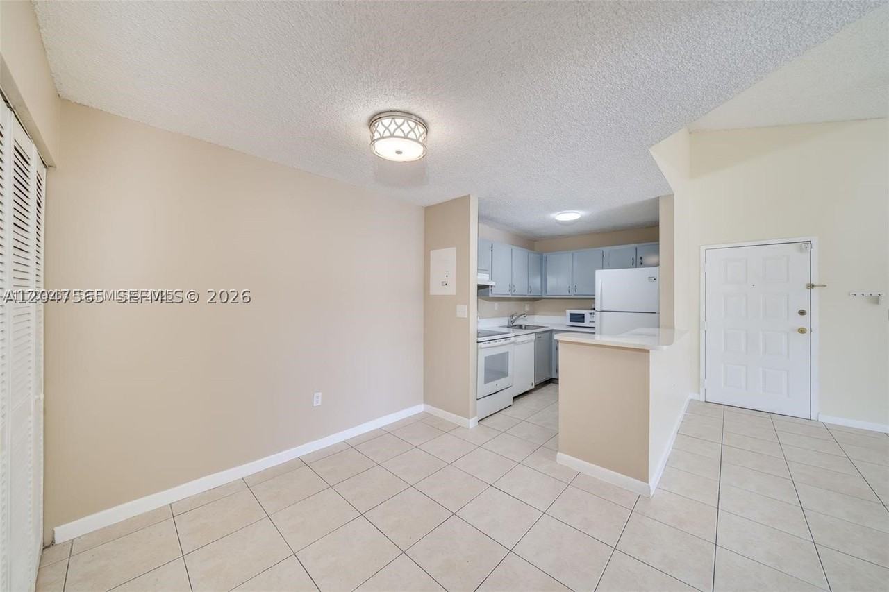 15630 Sw 80th St #I302 - Photo 4 of 26