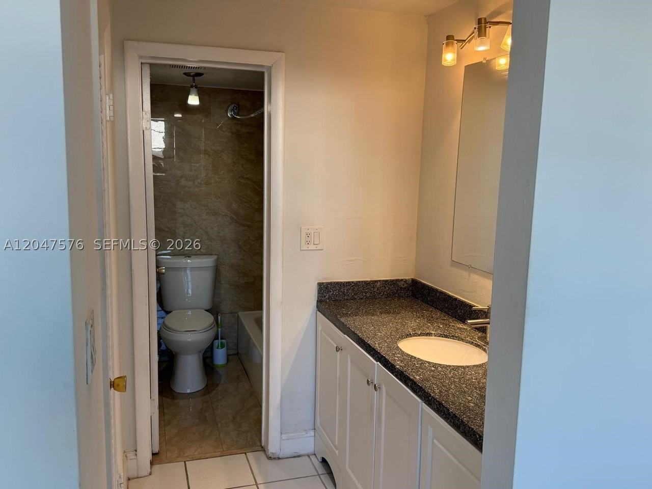 1990 Marseille Dr #303 - Photo 7 of 25