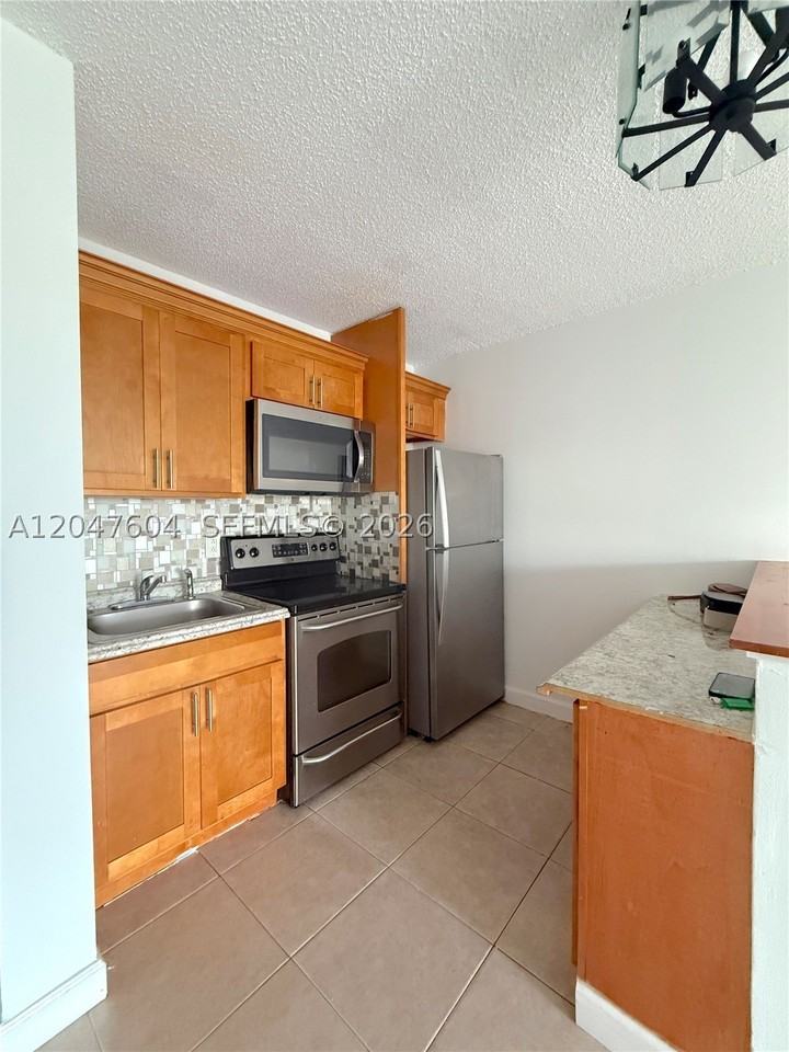 8260 Sw 210th St #315
