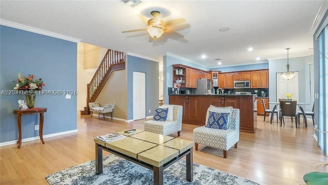 1714 Royal Grove Way - Photo 3 of 42