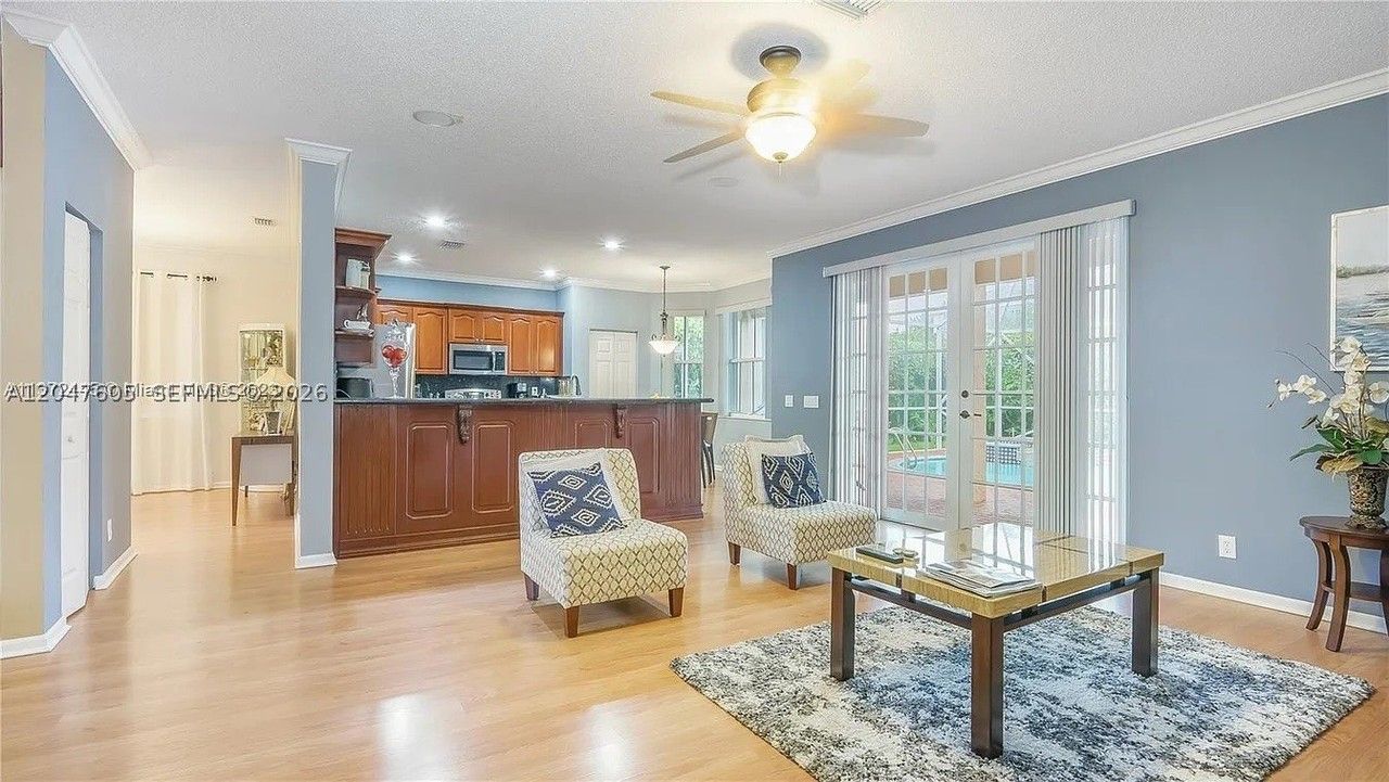 1714 Royal Grove Way - Photo 4 of 42