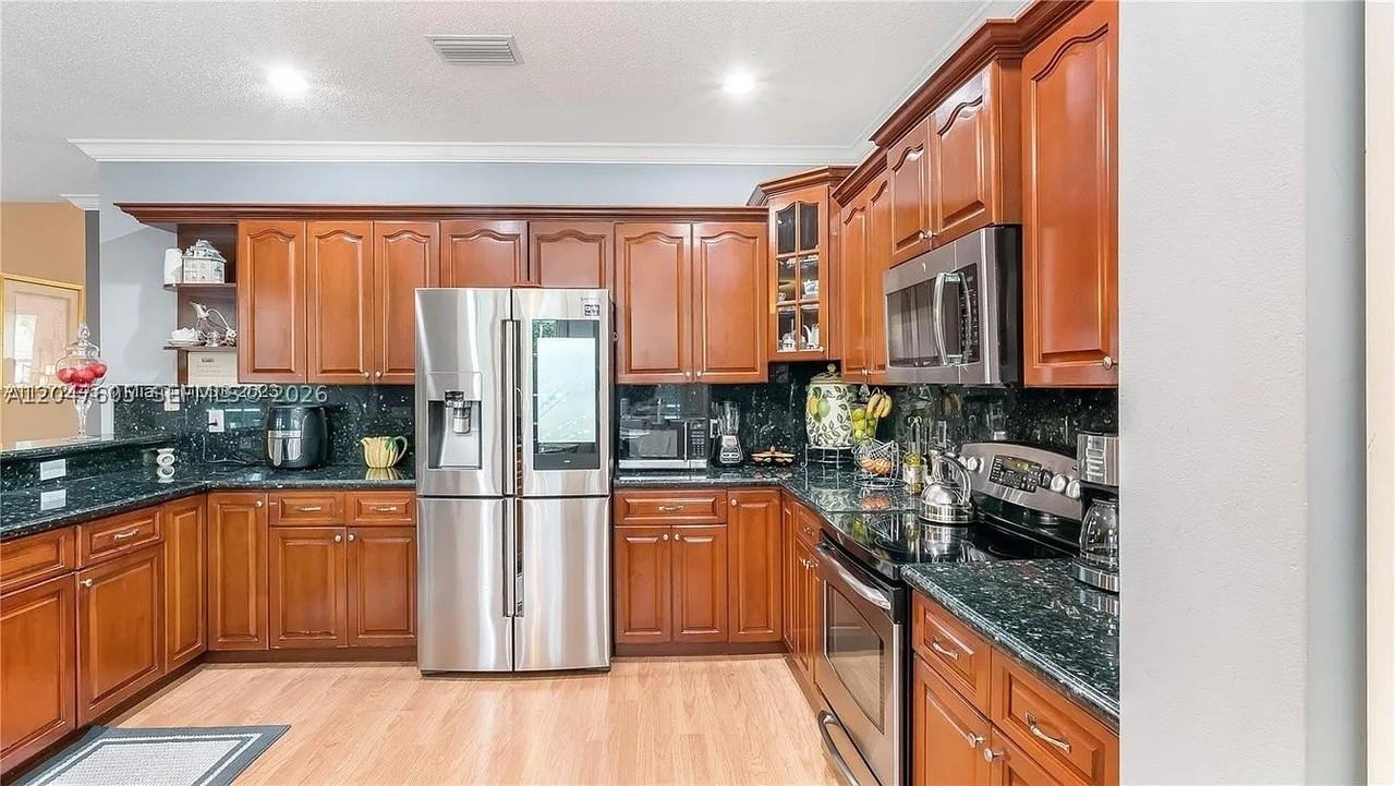 1714 Royal Grove Way - Photo 7 of 42