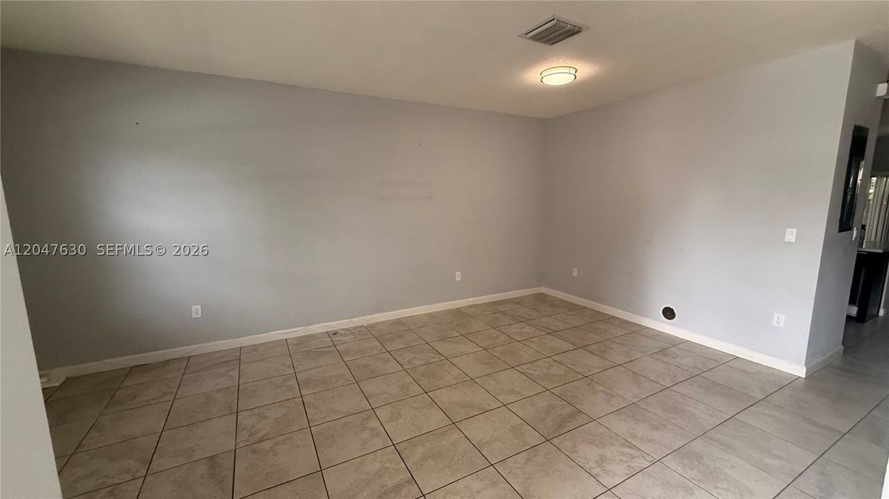 11417 Sw 250th St #11417 - Photo 5 of 13