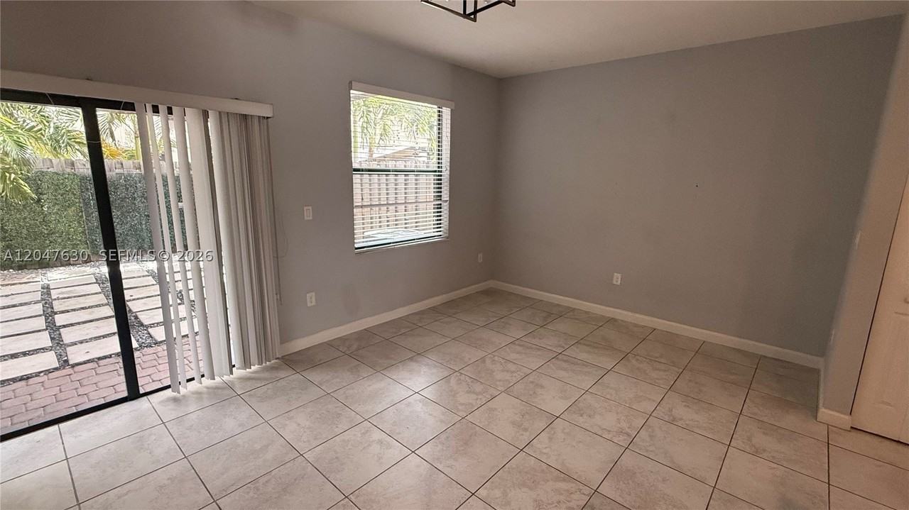 11417 Sw 250th St #11417 - Photo 6 of 13