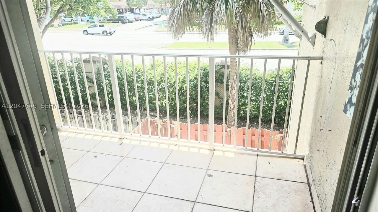 15771 Sw 137th Ave #203 - Photo 5 of 30