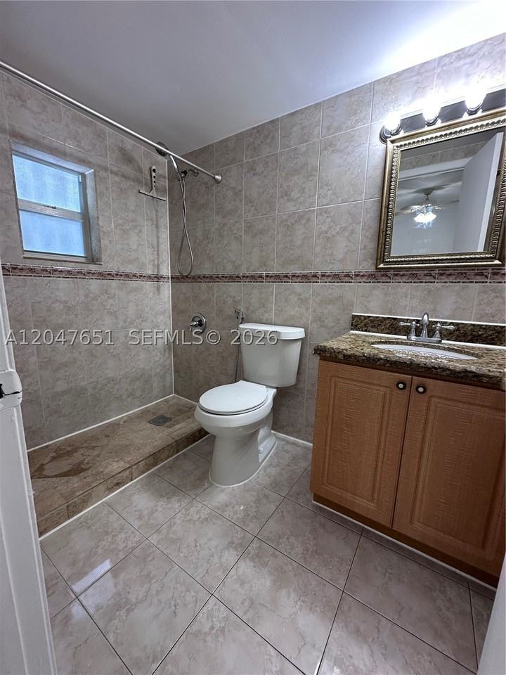 3743 Sw 28th St #3743 - Photo 6 of 8