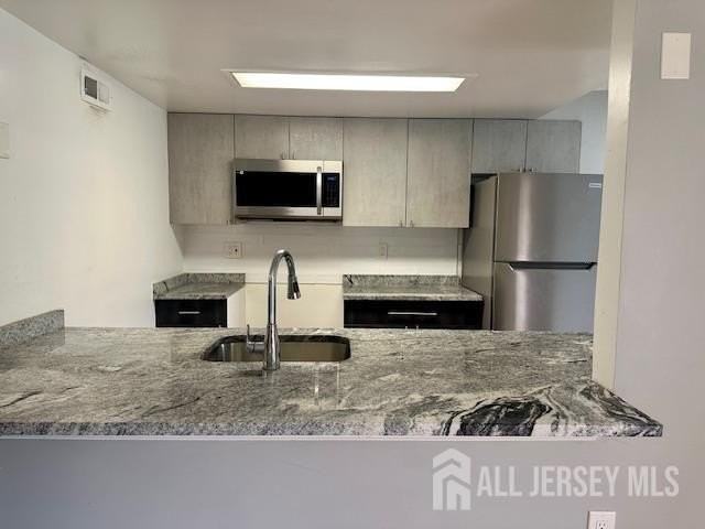 356 Ridge Rd #B11 - Photo 4 of 14