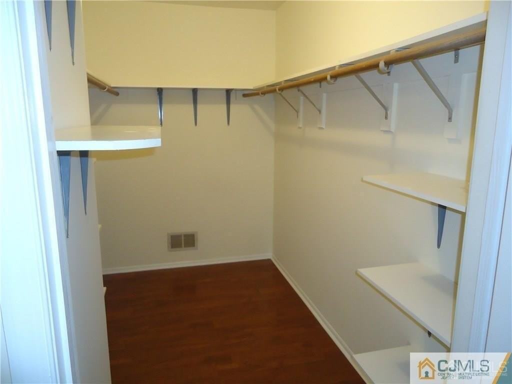 28 Pembrook Ave - Photo 4 of 11