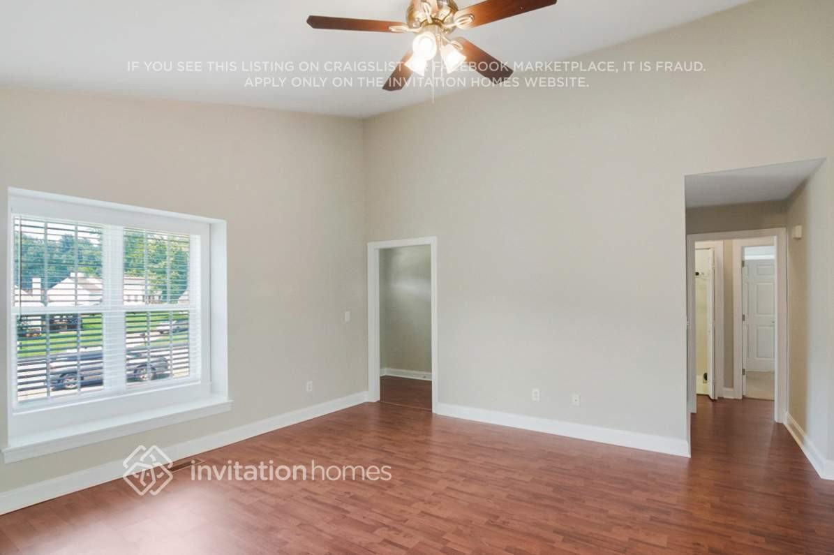 601 Flicker Ct - Photo 6 of 26