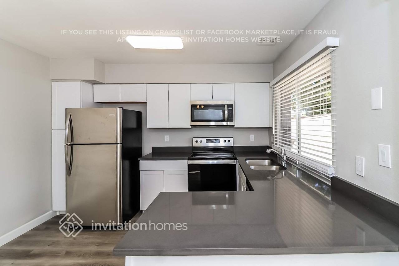 3713 W Evans Dr - Photo 6 of 16
