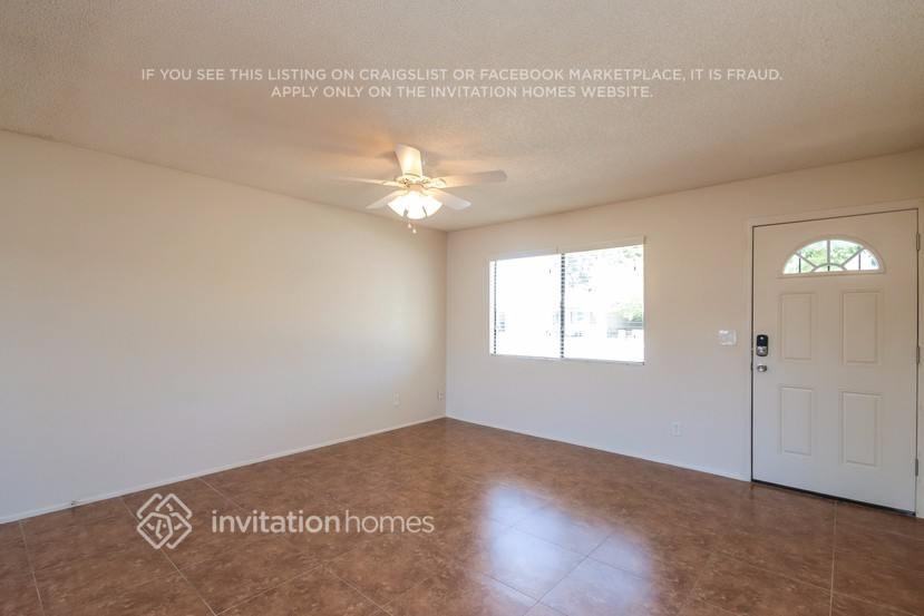 955 S Pioneer - Photo 2 of 13