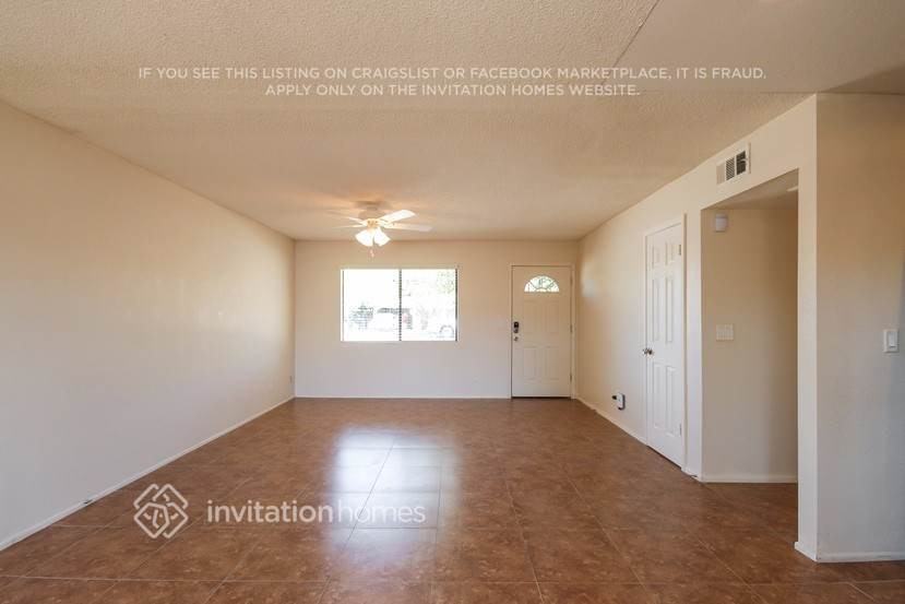 955 S Pioneer - Photo 3 of 13