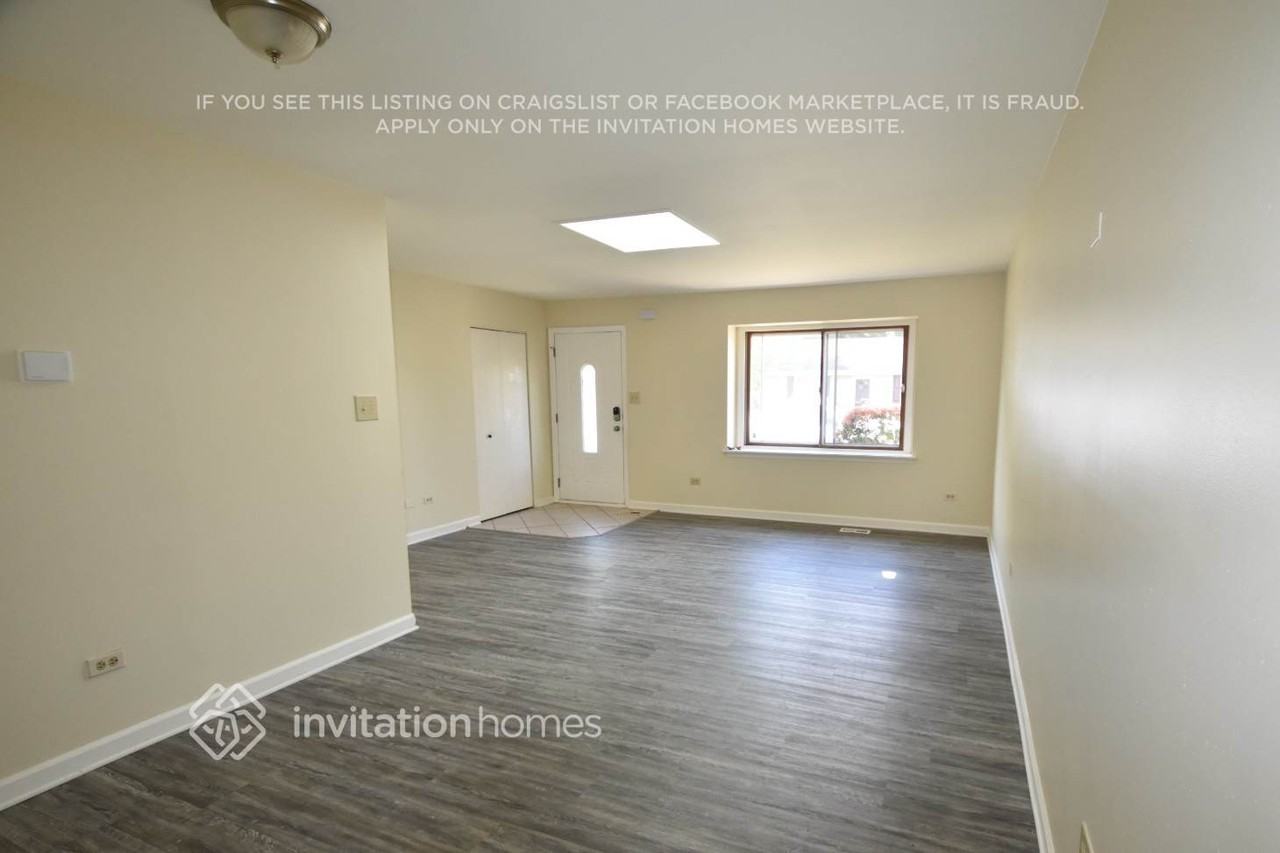 3224 Windsor Ln - Photo 2 of 5